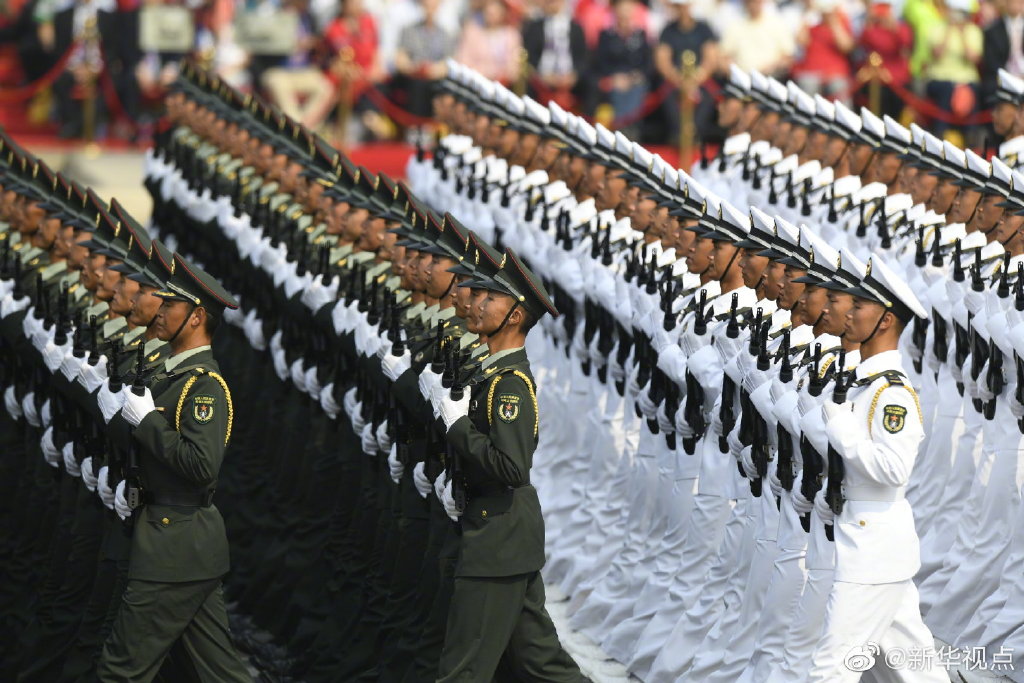 阅兵仪式 第2页