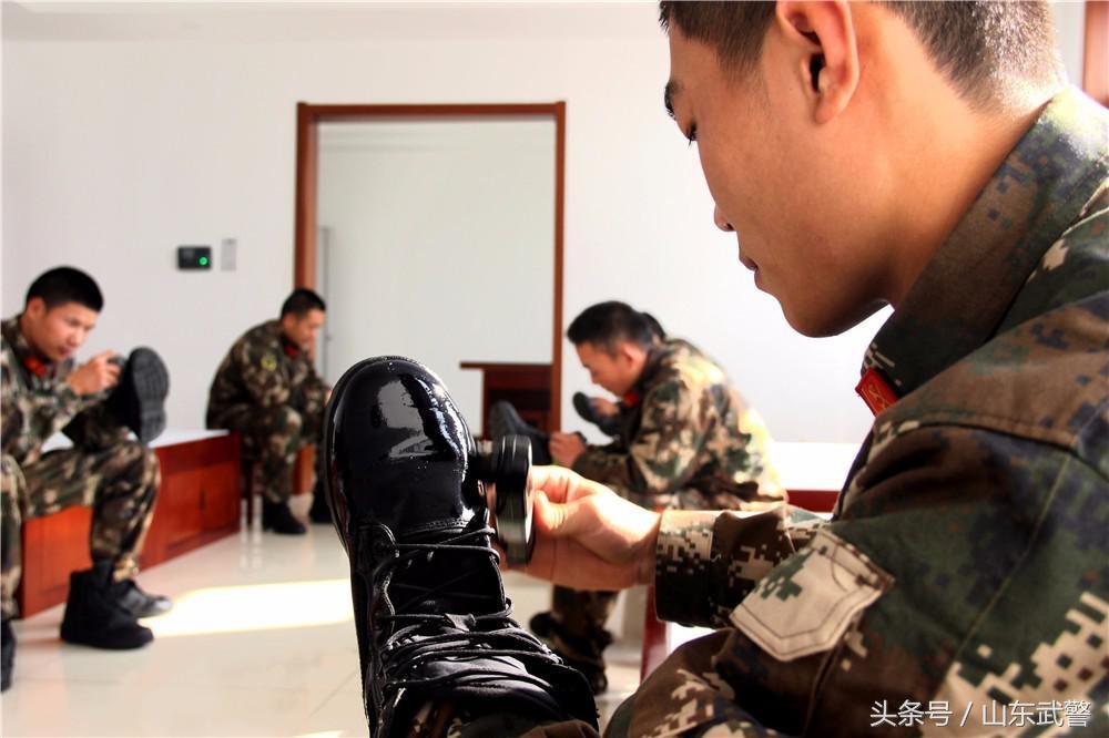 关于依法治军从严治军的探讨,依法治军从严治军的深度探讨