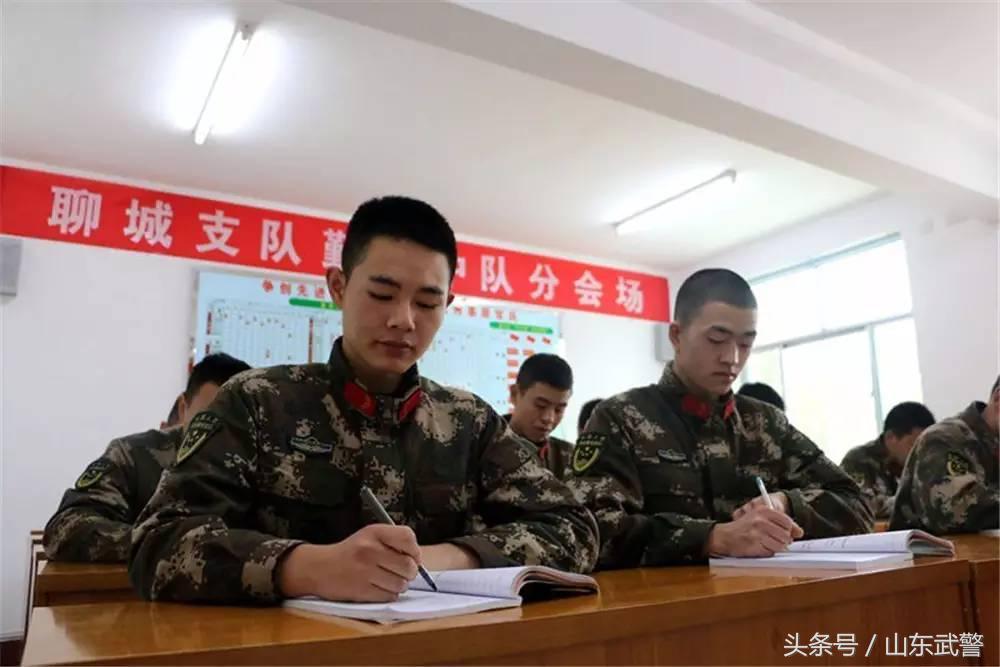 关于依法治军从严治军的探讨,依法治军从严治军的深度探讨