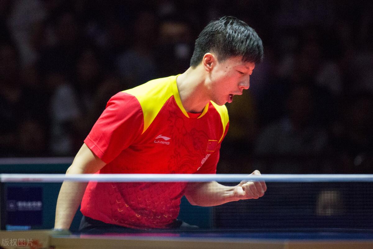 头条新闻与世界杯直播，一场视听盛宴的完美结合，头条新闻与世界杯直播，视听盛宴的巅峰交融