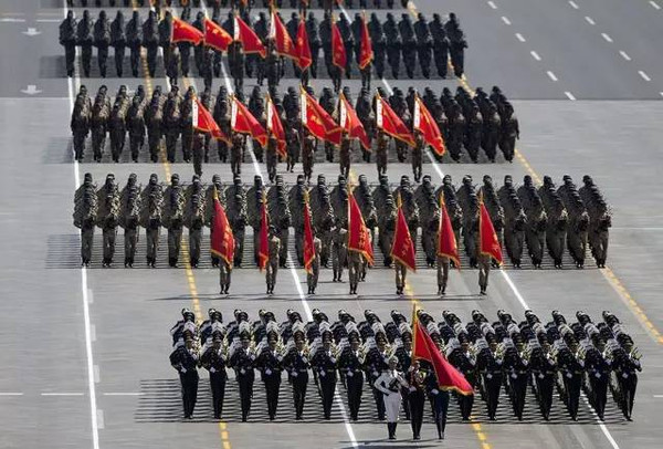 大阅兵中的即兴演讲,荣耀与力量,大阅兵中的即兴演讲,荣耀与力量的展现