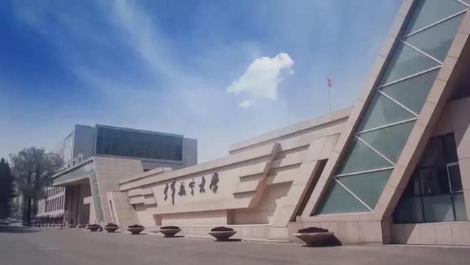 中国解放军空军航空大学，培养精英人才的摇篮，中国解放军空军航空大学，精英人才的摇篮培育地