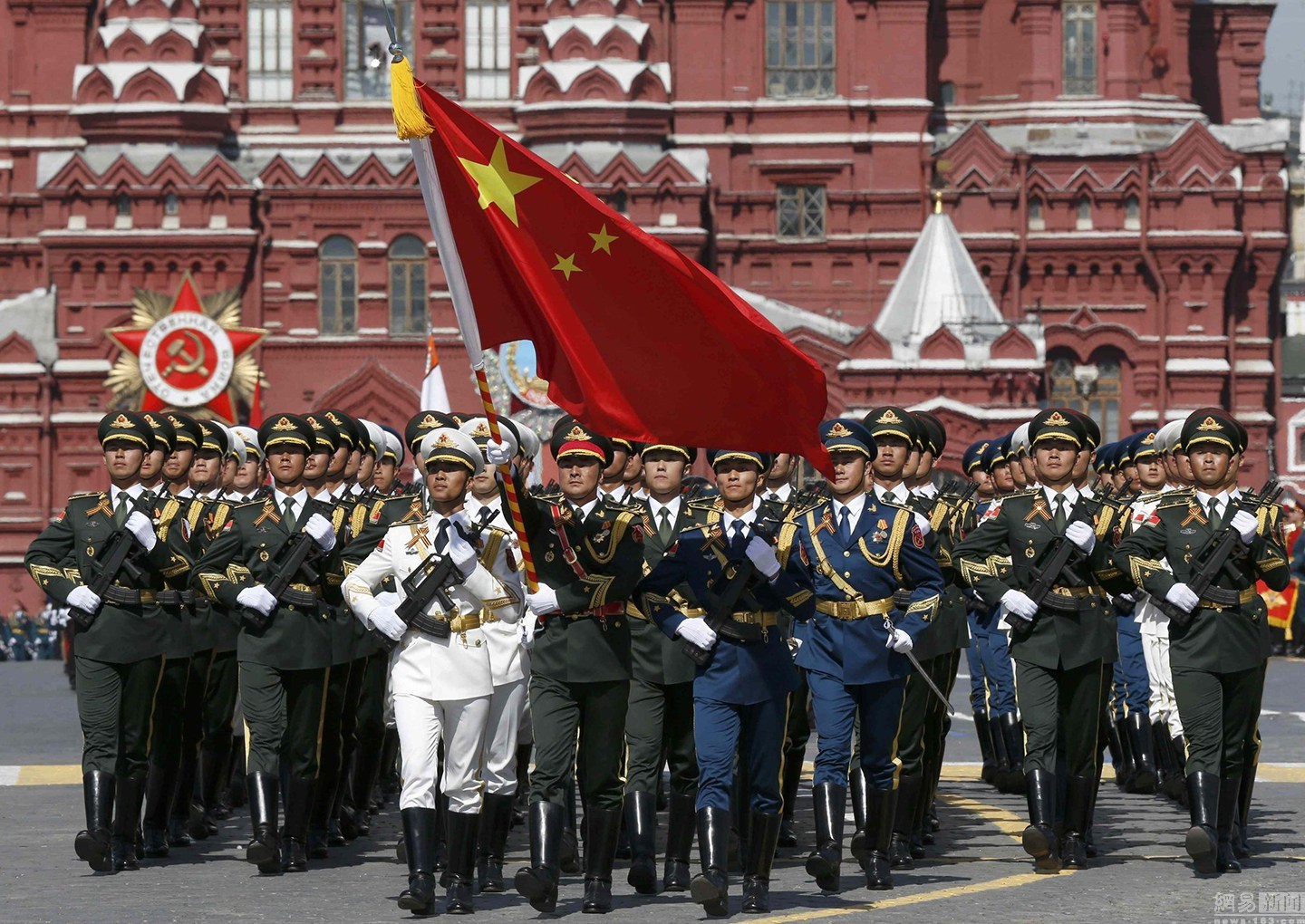 卫国战争胜利70周年阅兵，回顾与前瞻，卫国战争胜利70周年阅兵，回顾辉煌历程，前瞻未来新篇章