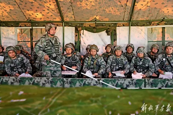 朱日和军演,无畏牺牲,展现英勇无畏的军事力量,朱日和军演,展现英勇无畏军事力量的无畏牺牲