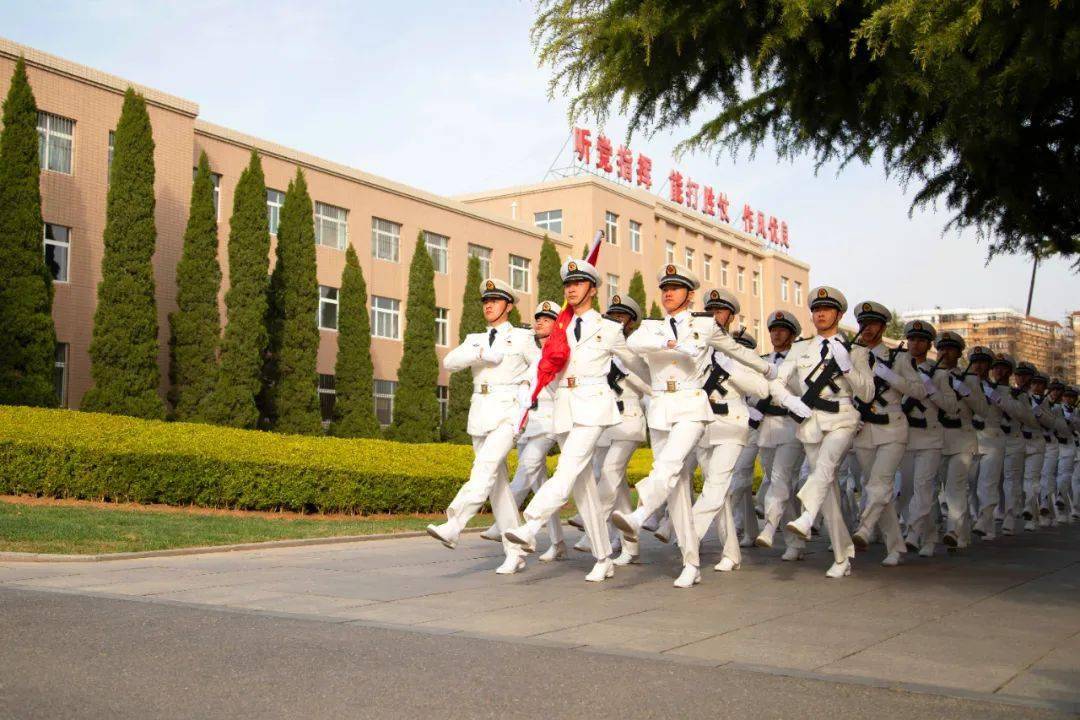 大连解放军海军大学，培养海军精英的摇篮，大连解放军海军大学，海军精英的摇篮