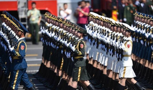 女兵部队阅兵，展现力量与荣耀的时刻，女兵部队阅兵，力量与荣耀的展现