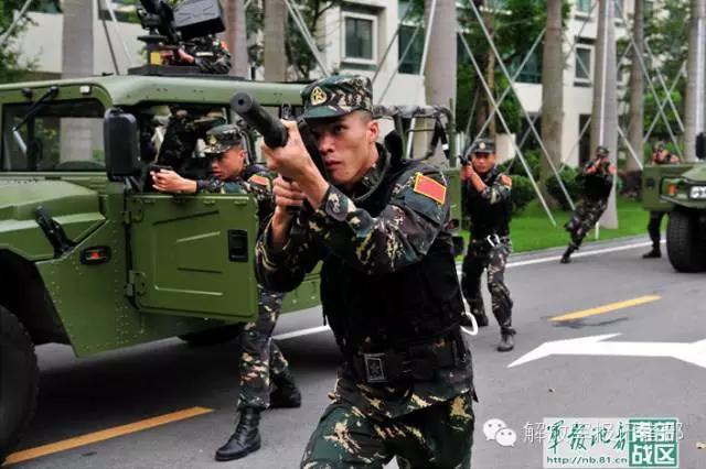 澳门军营开放日,驻澳门部队的表演视频展现军民融合深度发展,澳门军营开放日,驻澳门部队表演展现军民融合新篇章