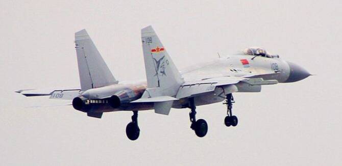 歼-2战斗机,中国空中力量的璀璨明珠,歼-2战斗机,中国空中力量的骄傲明珠