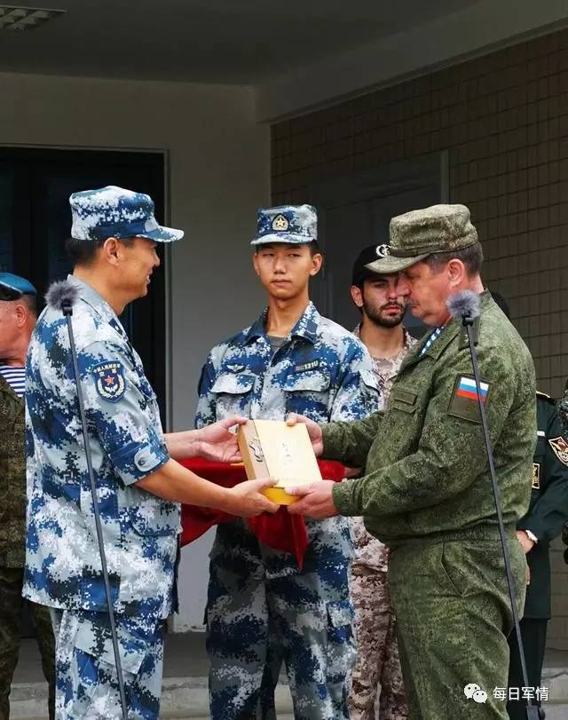 空降兵文东少将，英勇无畏的战士与智慧的指挥官，文东少将，英勇指挥官的战士风采