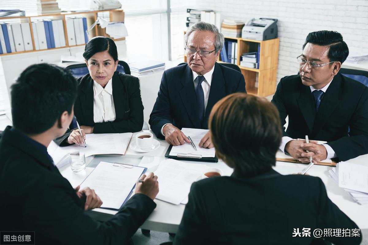 文在寅，一位值得尊敬的人物，文在寅，一位令人敬佩的领袖