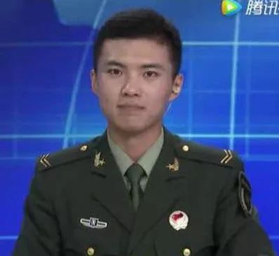 揭秘蛟龙突击队核心成员何龙的身高之谜，揭秘蛟龙突击队核心成员何龙的身高秘密