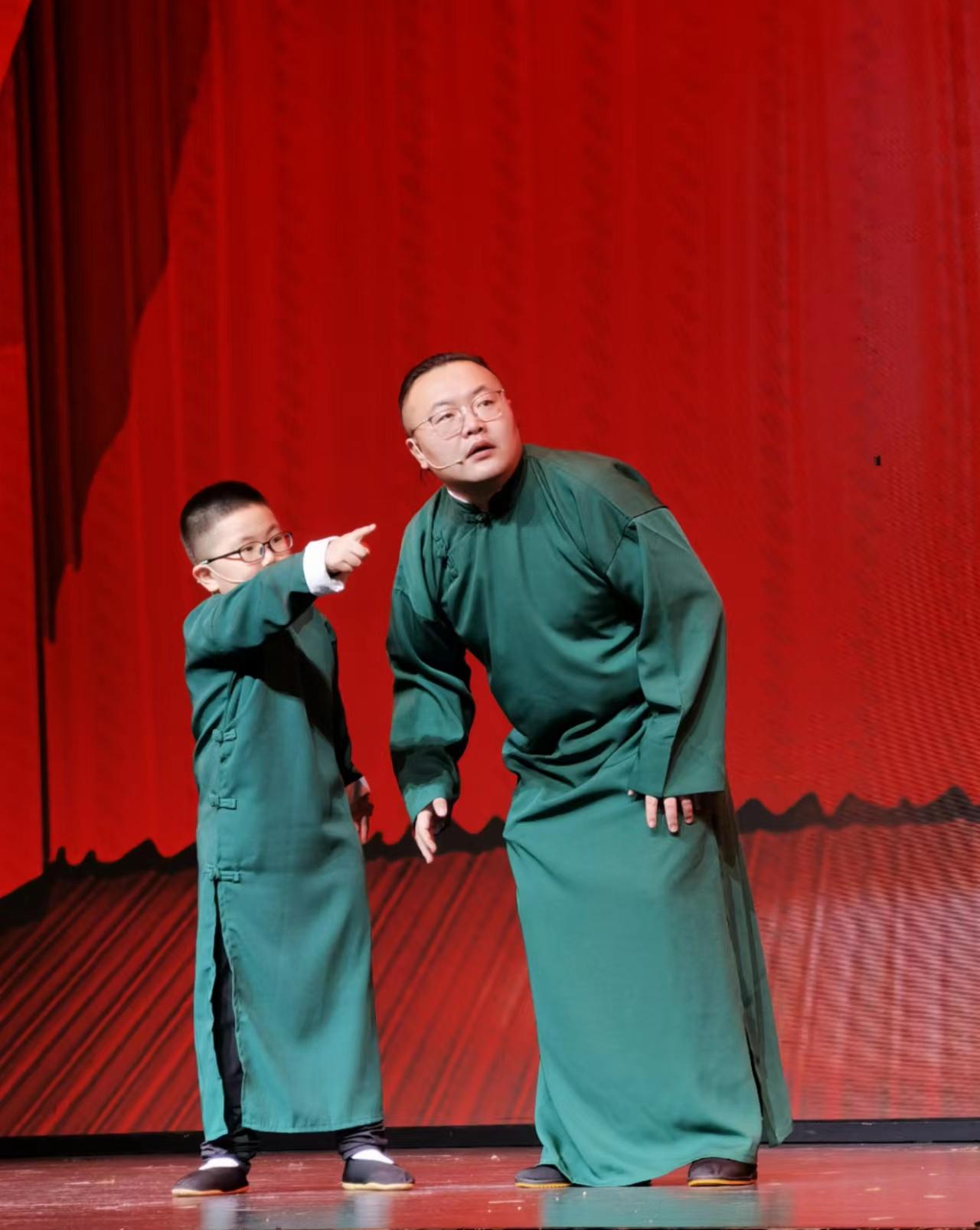 新闻摘抄,科技创新引领未来——2022年展望,科技创新引领未来,展望2022年发展趋势