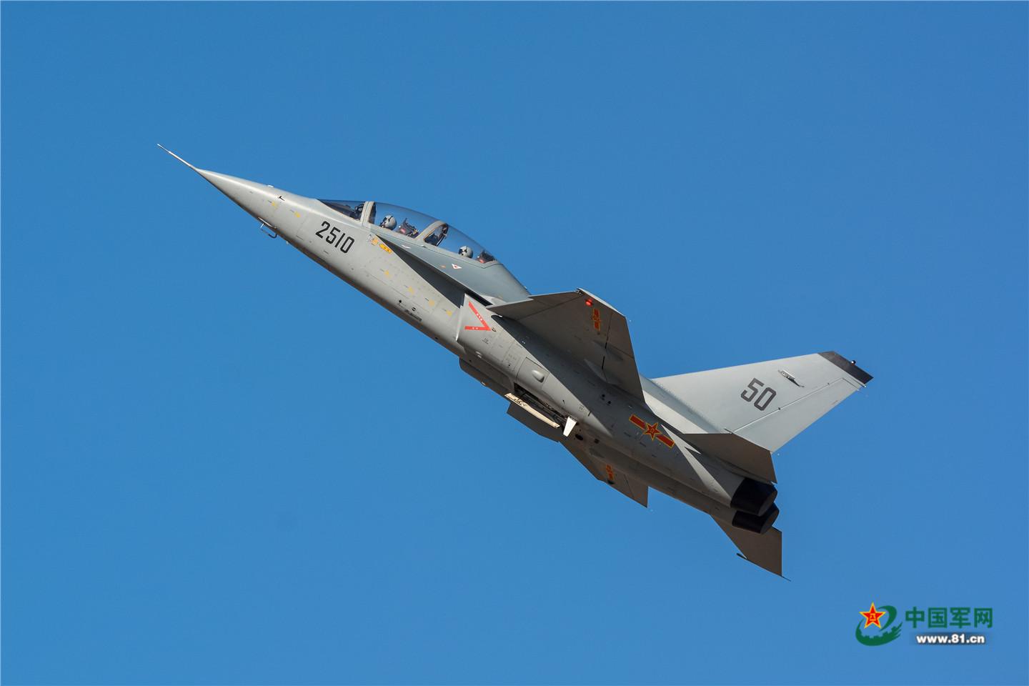 中国空军,翱翔蓝天,捍卫长空的时代力量,中国空军,蓝天捍卫者的时代力量