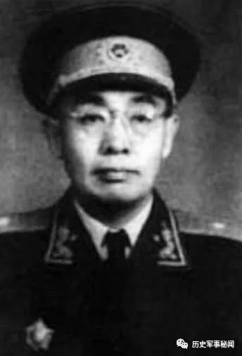 昆明十四军军长，历史中的英雄与现代的风采，昆明十四军军长，历史英雄与现代风采的展现