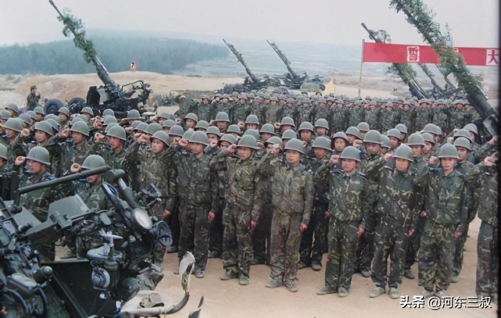 中国陆军单兵，力量与技术的融合，中国陆军单兵，力量与技术的完美融合