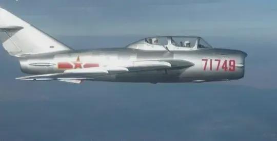 中国歼击机25，探索先进战斗机的尖端科技，中国歼击机歼-25尖端科技探索之旅