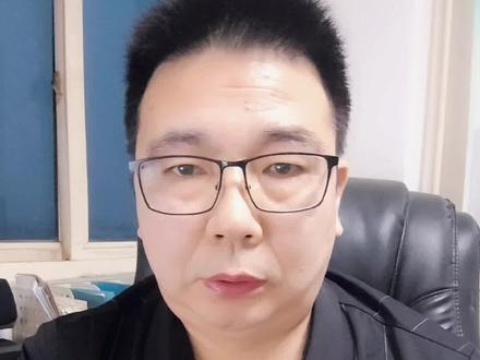 戴肃军，一位引领时代的杰出人物，戴肃军，时代引领者的杰出风采