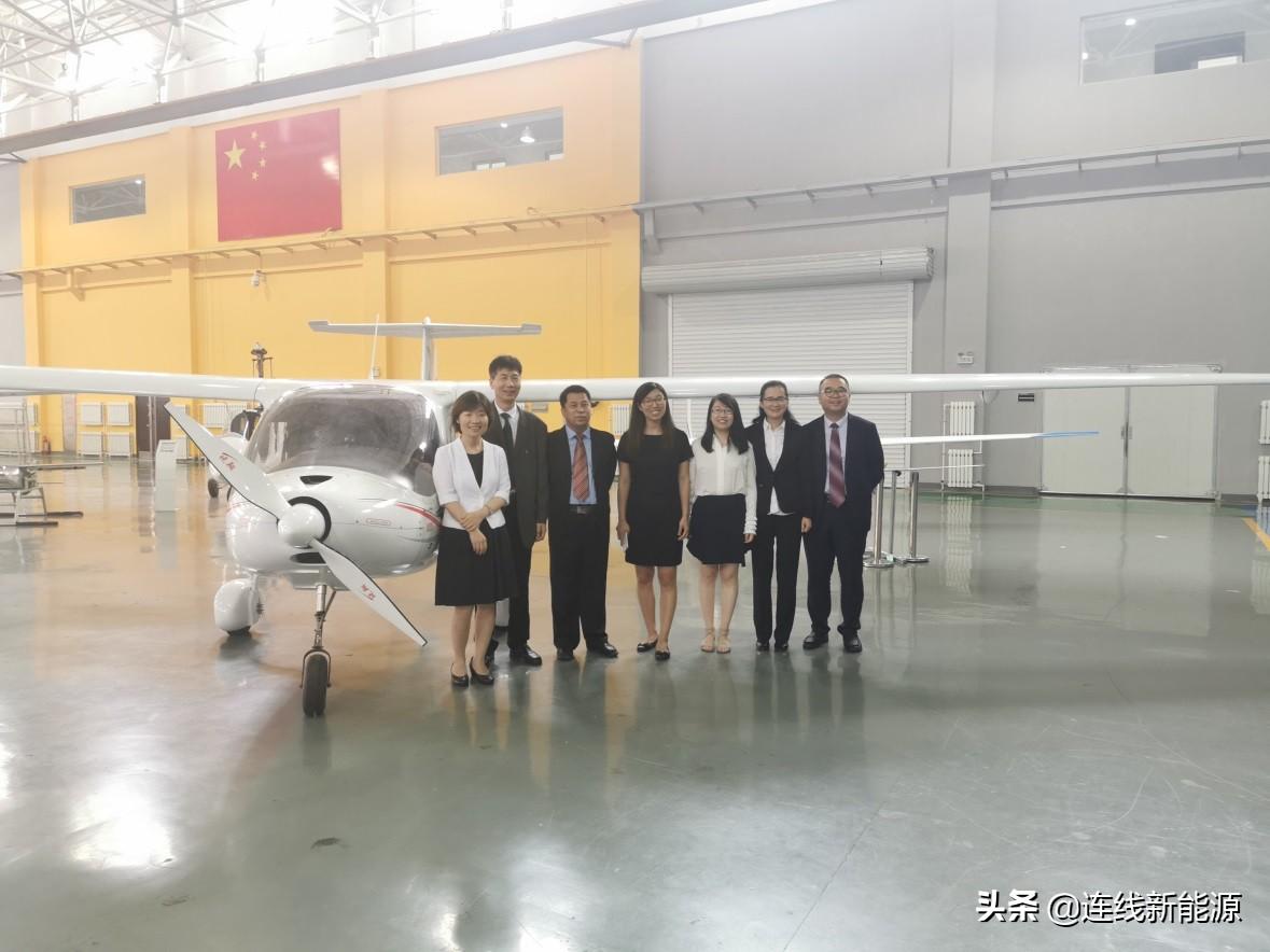 歼八到底有多厉害，中国空军力量的璀璨明珠，歼八，中国空军力量的璀璨明珠，究竟有多强大？