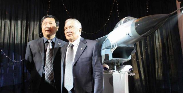 中国歼击机20总设计师，铸就空中利剑的卓越工程师，中国歼击机总设计师铸就空中利剑，卓越工程师揭秘歼-20诞生之路