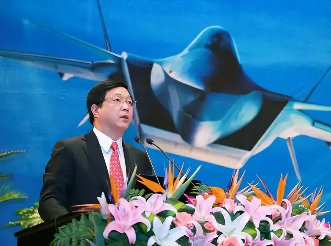 中国歼击机20总设计师,铸就空中利剑的卓越工程师,中国歼击机总设计师铸就空中利剑,卓越工程师揭秘歼-20诞生之路