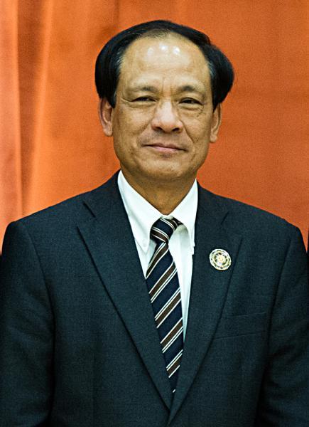 黎良明，一位引领时代的杰出人物，黎良明，时代引领者的杰出风采