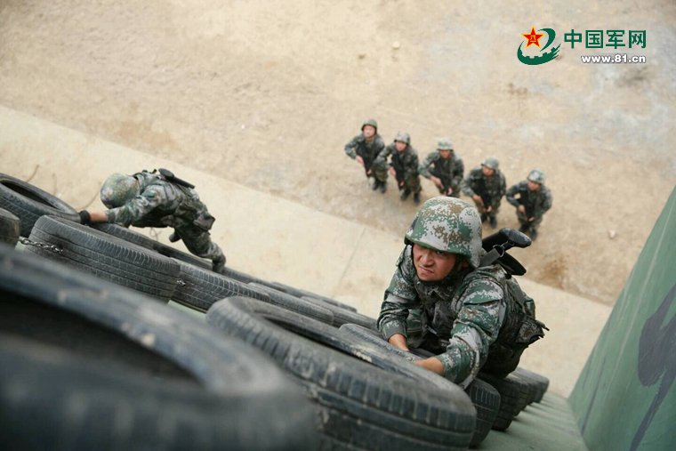 关于47集团军是否拆分的探讨,关于47集团军是否拆分探讨的文章标题,揭秘47集团军拆分真相