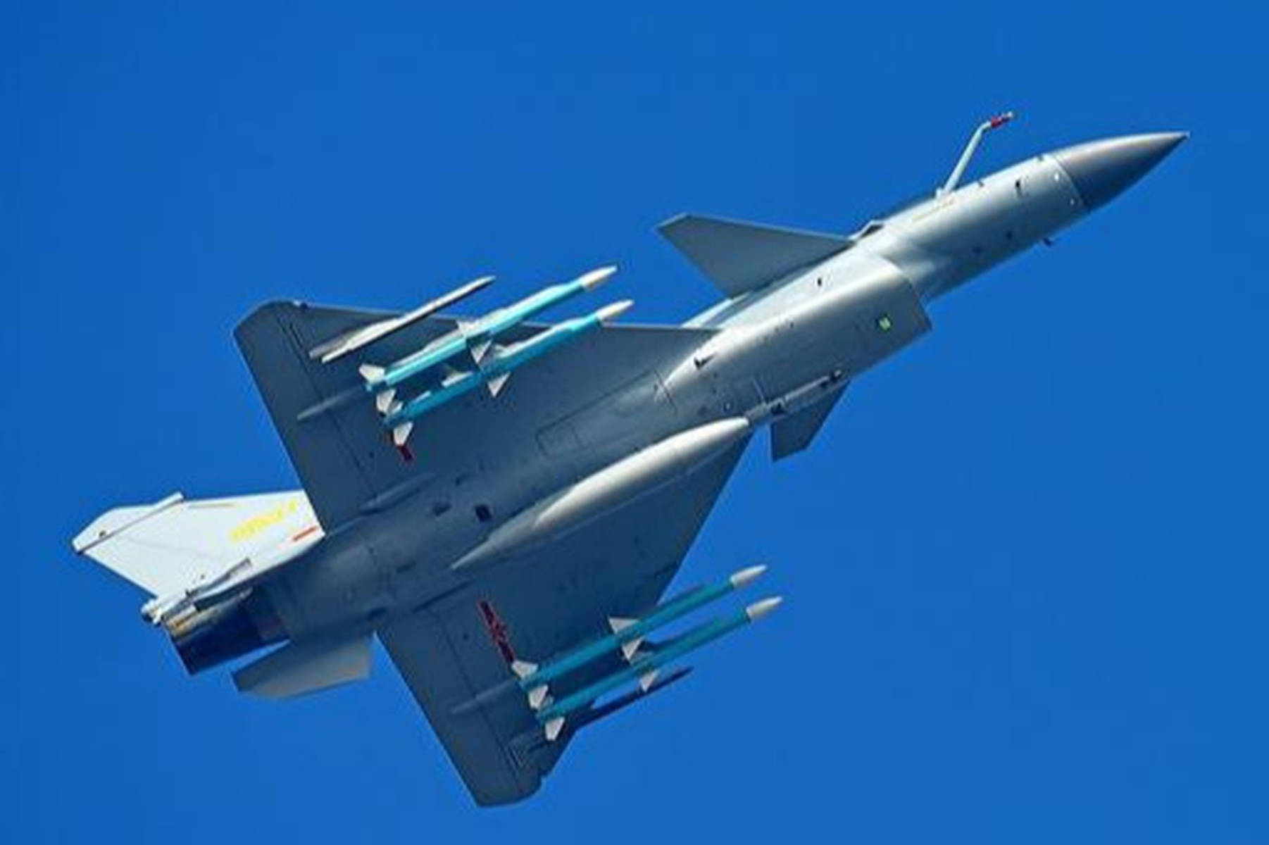 歼-10C与幻影2000，空中力量的对比与探析，歼-10C与幻影2000，空中力量对比与深度探析