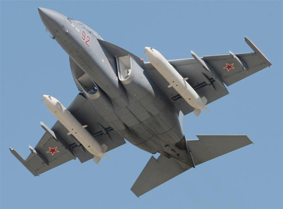 俄罗斯雅克-130战斗机，探索其历史、特点与影响，俄罗斯雅克-130战斗机的历史、特点与影响探索