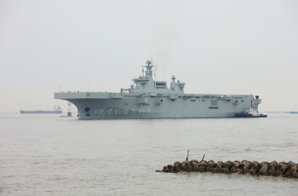 揭秘,中国海军舰队中的071船坞登陆舰——究竟拥有多少艘?,中国海军舰队中的071船坞登陆舰数量揭秘