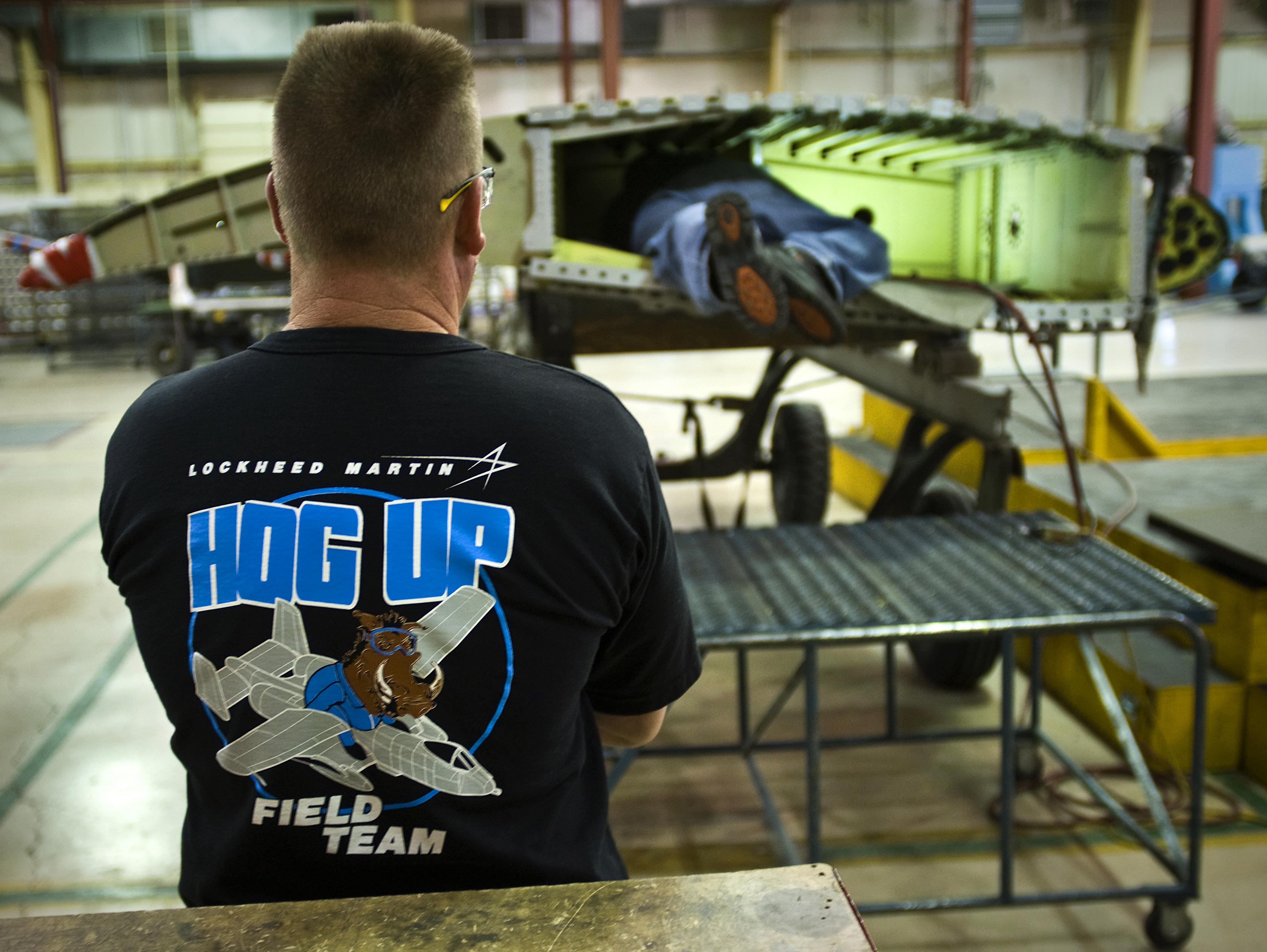 A10疣猪的作战能力，战场上的钢铁猛兽，A10疣猪战机，战场上的钢铁猛兽作战能力解析