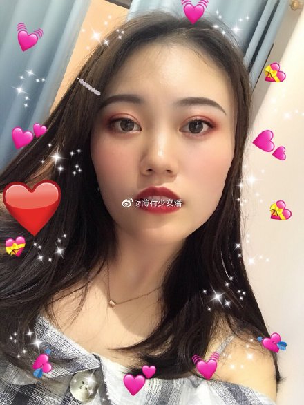 白小姐、王中王与肖中的故事，命运交织的旋律，白小姐、王中王与肖中的命运交织旋律