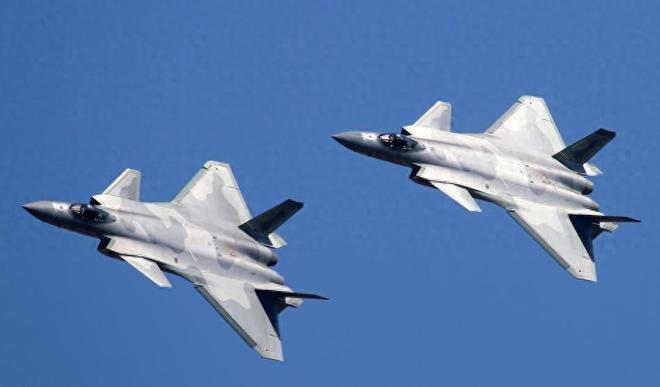 中国空军是否超过美国空军，深度分析与展望，中国空军与美国空军实力对比，深度分析与发展展望