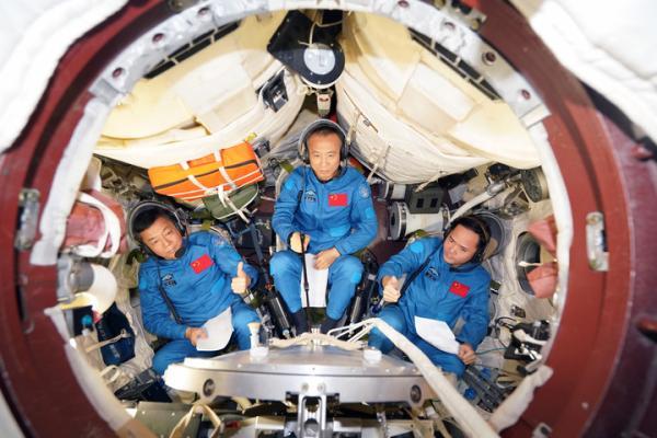 探索宇宙里程碑