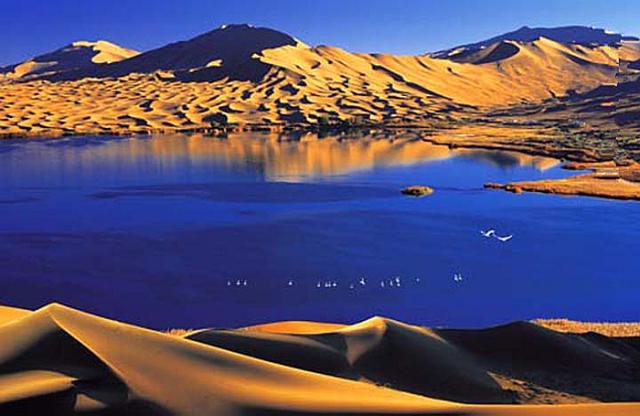 朱日和，旅游胜地，体验非凡之旅，朱日和，非凡之旅的旅游胜地