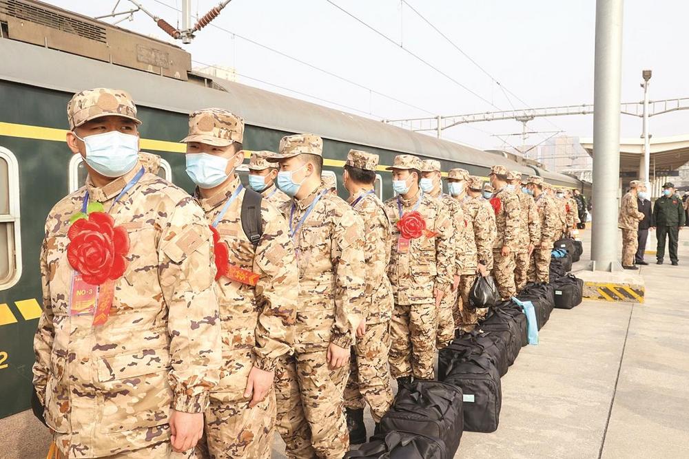 新兵入列，一部关于成长与奋斗的纪录片——探寻新兵入列2023背后的故事，新兵入列，成长与奋斗的纪录片背后的故事探寻（2023版）