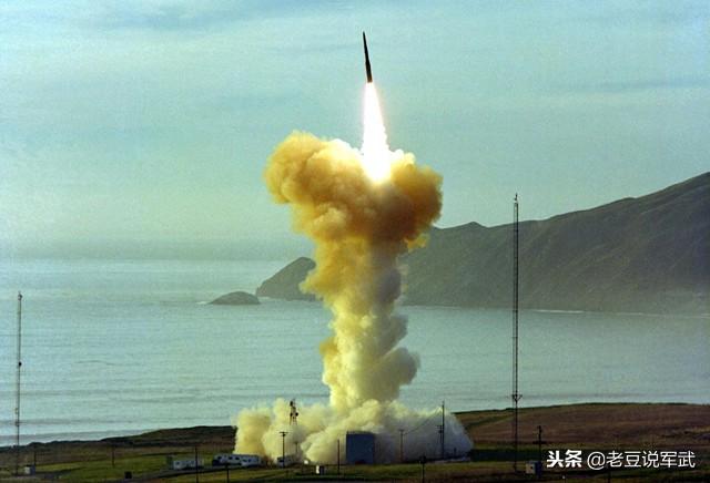 东风-41弹道导弹，中国战略威慑力量的核心介绍，东风-41弹道导弹，中国战略威慑力量的核心揭秘
