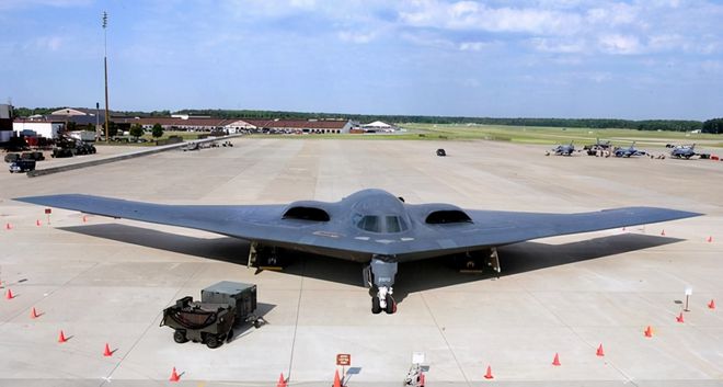 中国空军成立时间及其历史背景与发展，中国空军成立史，历史背景、发展历程及壮大之路