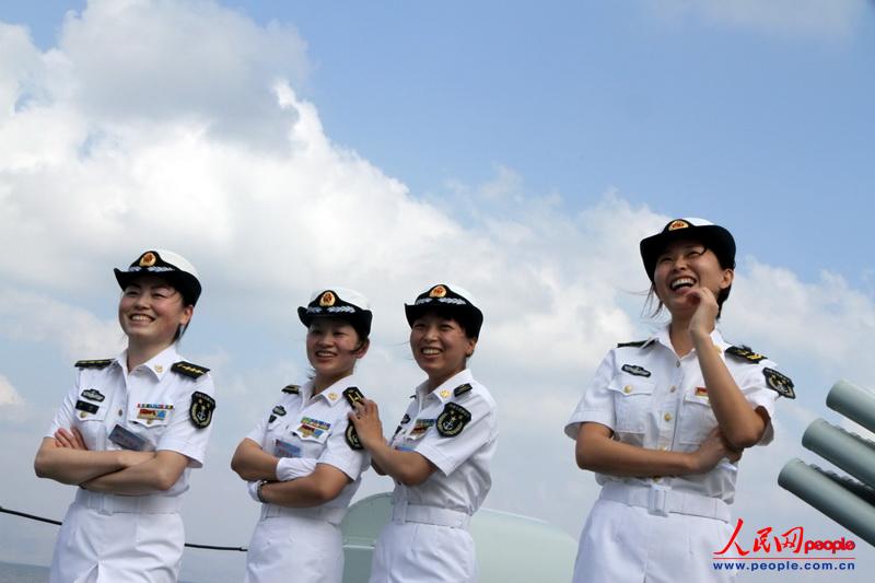 美丽的中国女兵图片,展现时代风采与力量之美,中国女兵风采,时代力量与美丽之展现