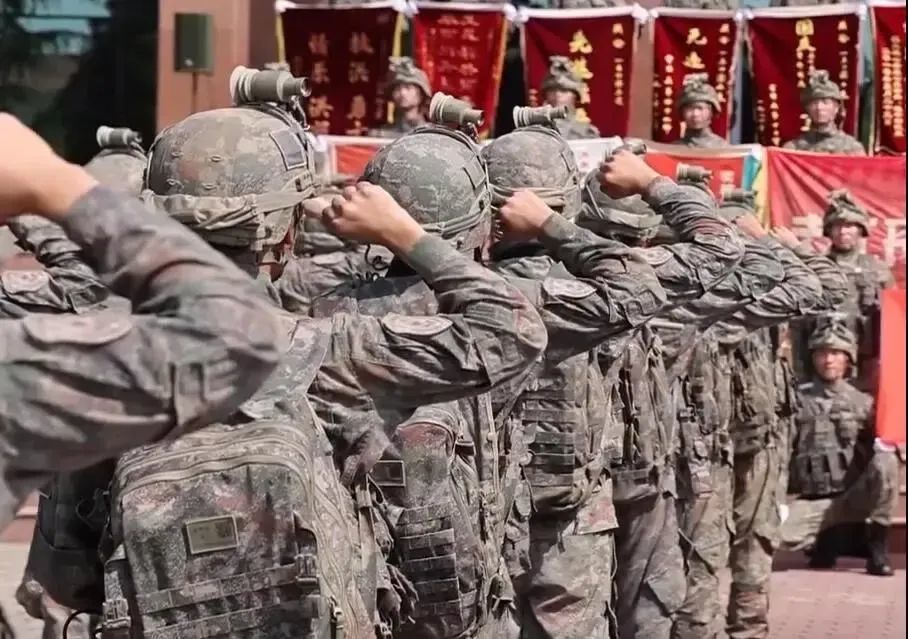 现役星空迷彩，探索未来战争的新篇章，现役星空迷彩，开启未来战争新篇章的探索之旅