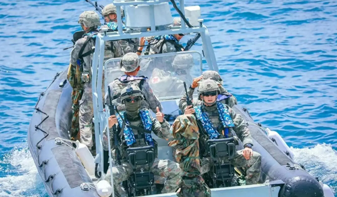 蛟龙突击队,老子影院免费观看全集的魅力与震撼,蛟龙突击队,老子影院免费观看全集的魅力与激情燃烧之夜