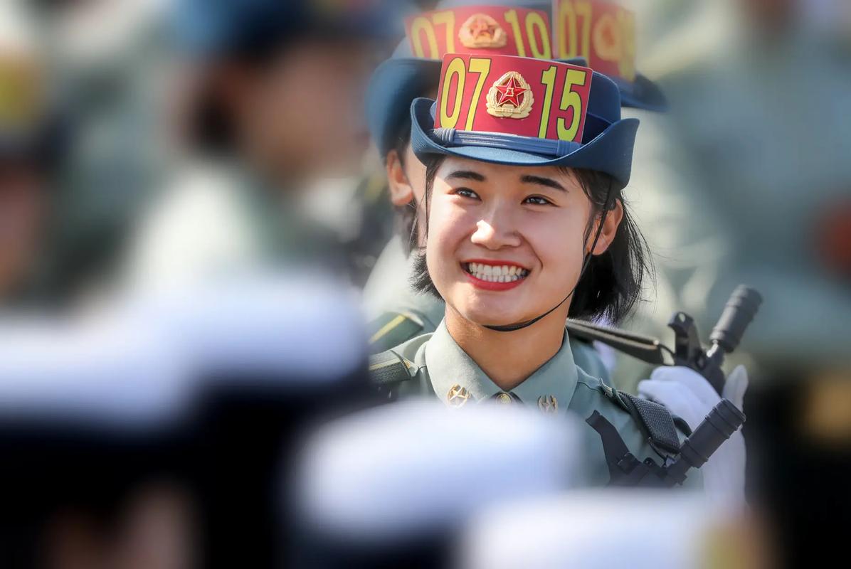 最美中国女兵——朱诛，朱诛，最美中国女兵风采展