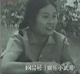 肖华为何晚节不保，探究背后的原因与教训，肖华晚节不保背后的原因与教训探究