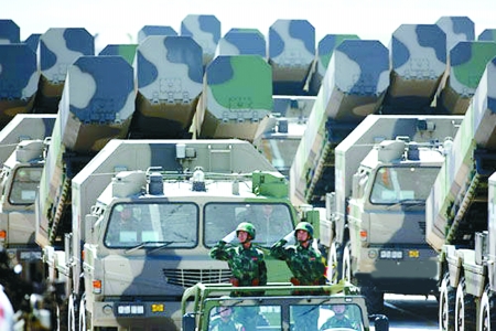 中国二炮部队的装备力量，迈向现代化的步伐与力量，中国二炮部队装备力量迈向现代化步伐强劲