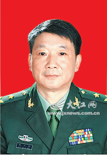 十四集团军陈文华简历,一位铁血将领的军旅生涯,铁血将领陈文华的军旅生涯简介