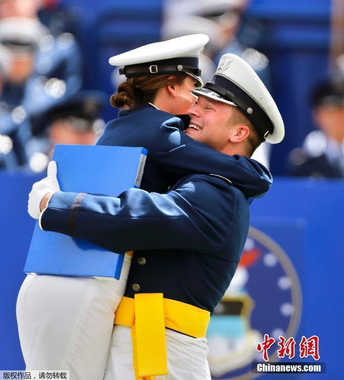 中国空军帽子图片，历史、设计及其象征意义，中国空军帽子，历史、设计与象征意义全解析