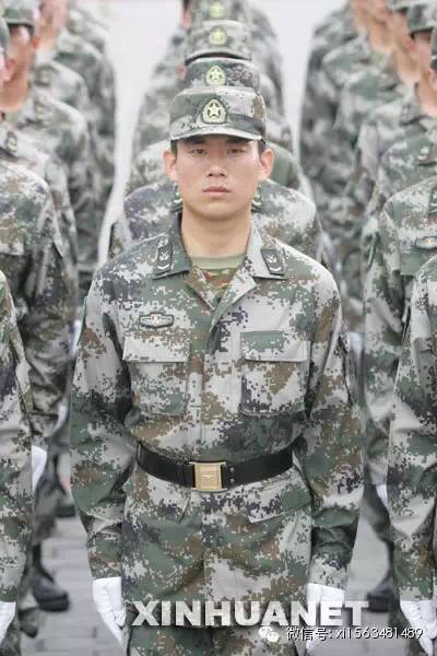 中国陆军服装，历史演变与现代风貌，中国陆军服装的历史演变与现代风貌