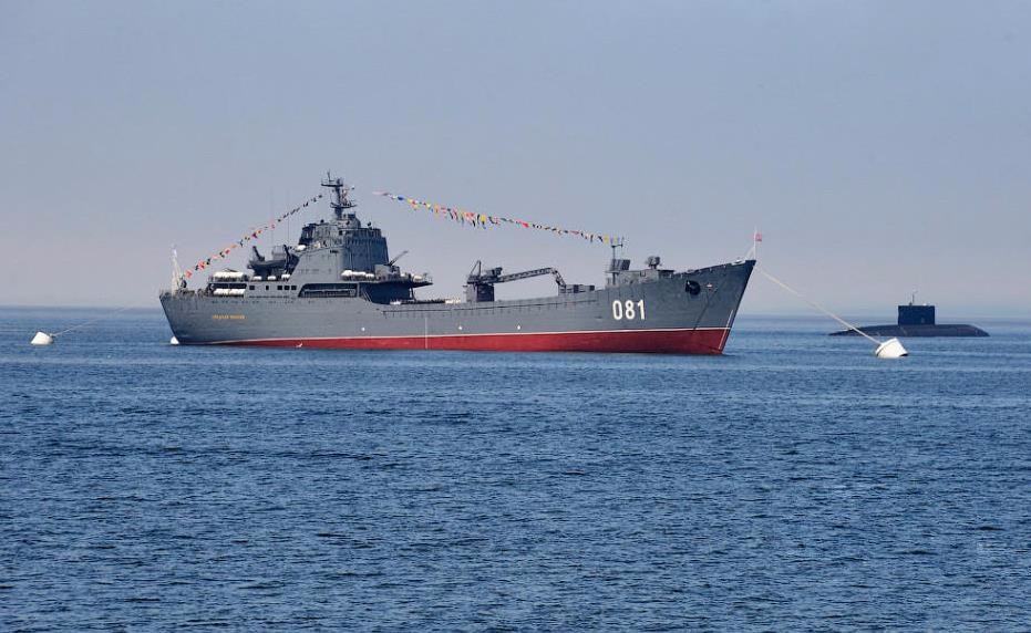 海军32号舰简介，海军32号舰详细概述
