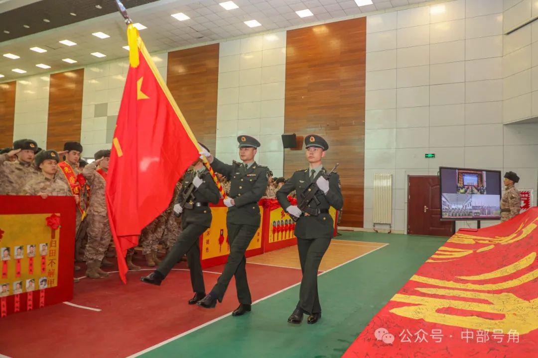 关于中国人民解放军陆军某部队——66322部队的简介，中国人民解放军陆军某部队——揭秘66322部队的英勇风采