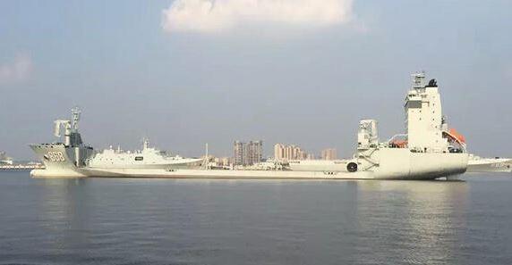 半潜船新光华轮，探索深海的新纪元，半潜船新光华轮，深海探索新纪元启航