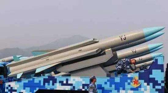 鹰击81与鹰击12，两种武器的差异分析，鹰击81与鹰击12武器系统差异解析